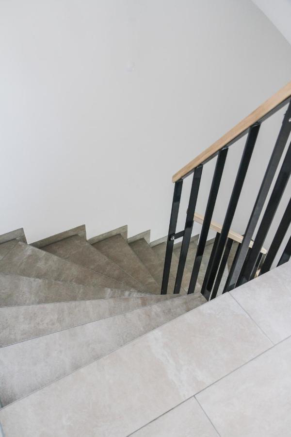 FDH Wunderschoene, Helle 3-Zi-Whg Mit Grossem Balkon מראה חיצוני תמונה